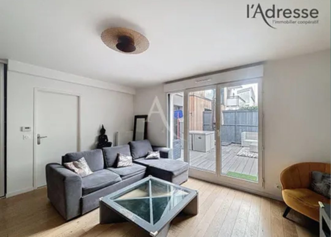 3 chambres appartement de 64m² à Boulboune
