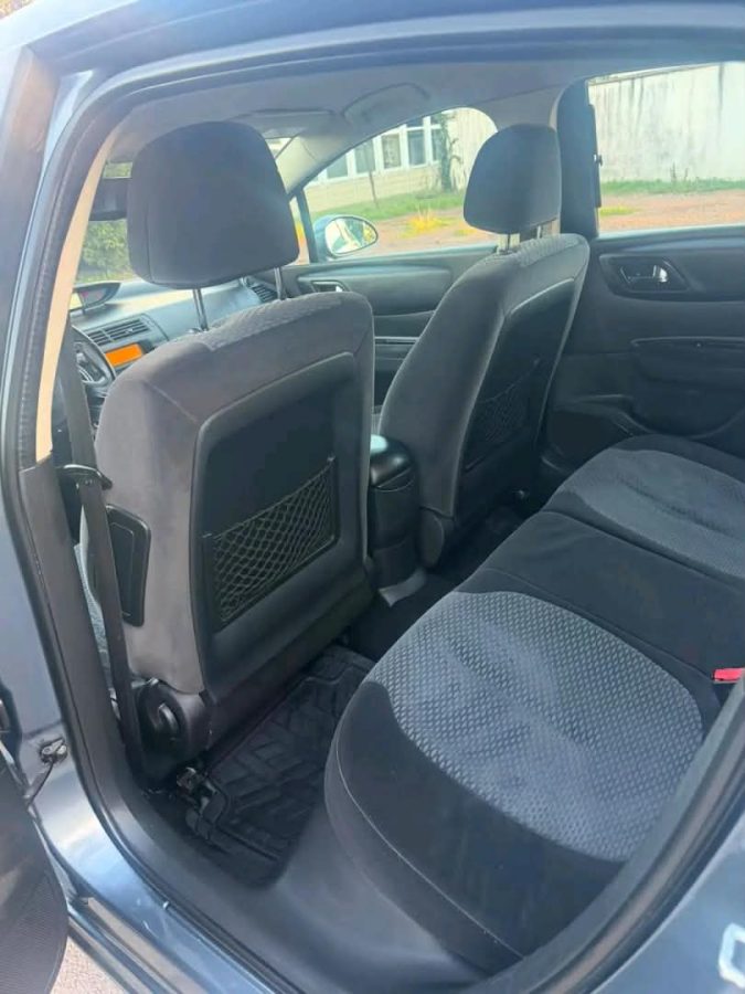 Citroën C4 1.6 HDI 110 FAP AMBIANCE PACK  — 2008 —  automatique — photo 5