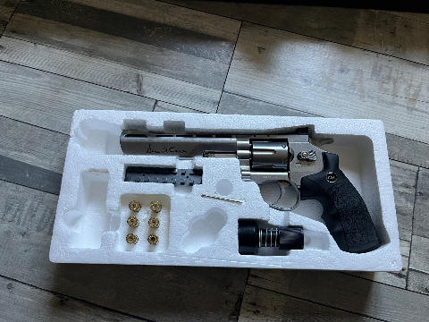 Dan wesson