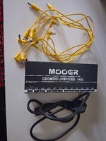 vend Mooer Macro Power S12  - 80 €