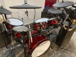 Vends batterie électronique ALESIS strike pro Special Edition (avec pédales incluses) - 1 500 €
