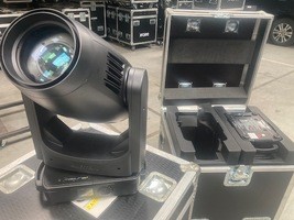 Mistral Ayrton projecteur spot asservi - 2 900 €