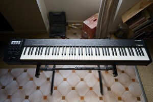 Vends clavier controller Roland A-88 MKII - 800 €