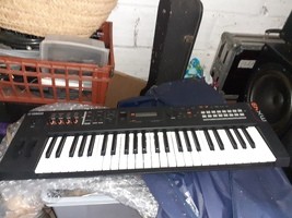 Vends synthé Yamaha MX 49 - 350 €