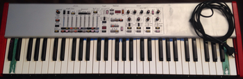 Cherche Nord Electro 3, 61 touches, customisé (capot repeint en gris, sérigraphi