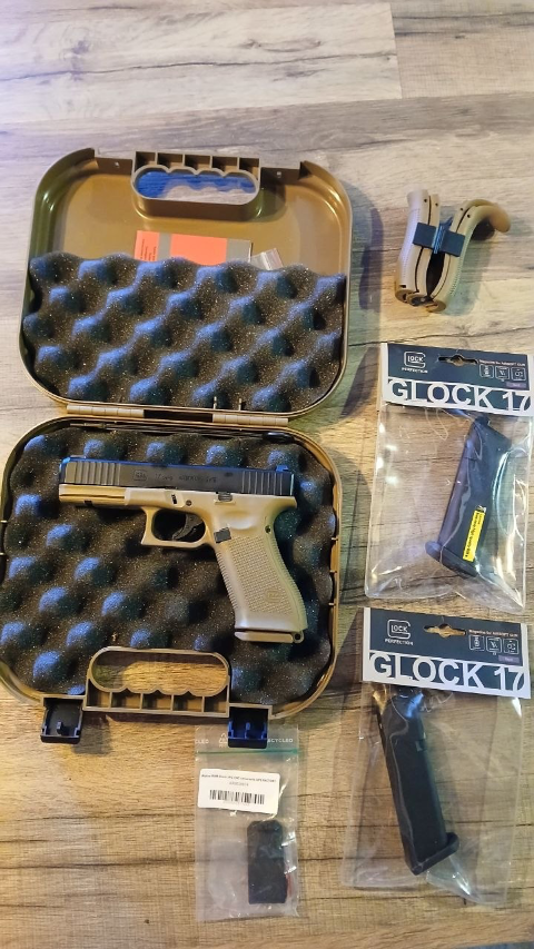 Glock 17 Gen5 VFC / Umarex - French édition - Nombreux Accessoires