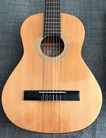 Guitare ORTEGA RST5-1/2 idéale pour enfant  - 80 €