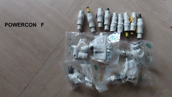 vends fiche NEUTRIK  POWERCON  NAC   et adaptateur powercon  - 3 €