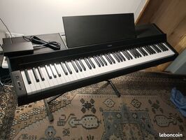 Piano numérique Yamaha P-S500 - 1 250 €