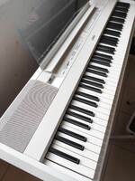 Piano numérique YAMAHA P-525 - 1 400 €