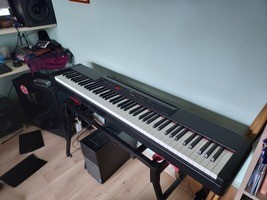 Vends piano numérique Yamaha P90 - 350 €