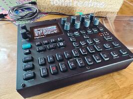 Elektron digitone 2 comme neuf. - 630 €