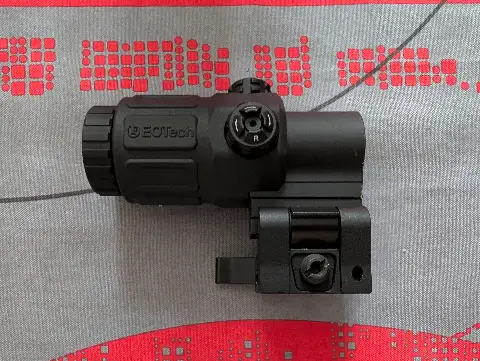 Magnifier G33 Holy Warrior