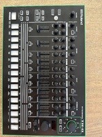 Vend Roland tr8  - 180 €