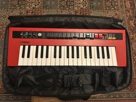 Vends Yamaha Reface YC - 250 €