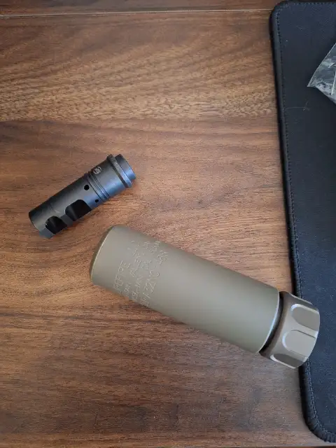 Mini Socom556 FDE Angry gun