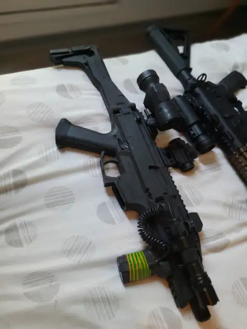M4 et scorpion evo