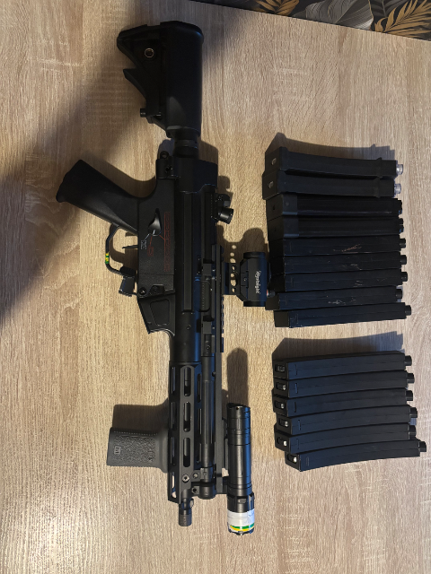 Mp5 Cyma platinum 300euro