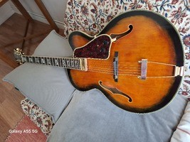 Vends  Guitare Jazz Aria Pro2 FA-71 - 300 €