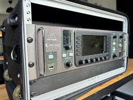 X32 rack en Fly gator à roulettes - 680 €