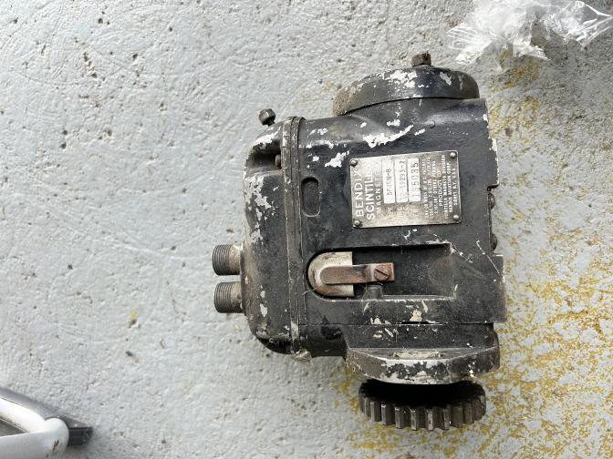 2 magnetos Bendix Scintilla SF4RN-8