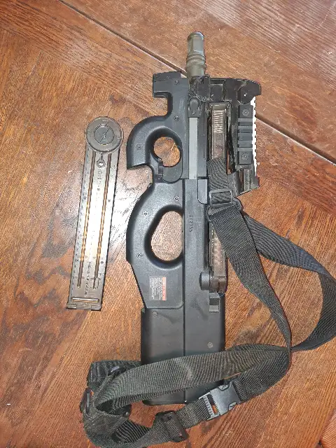 P90 G&G airsoft