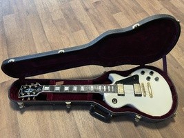 Vds GIBSON Les Paul Custom blanche - 3 500 €