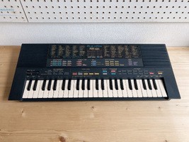 Yamaha PSS-580 - Synthé FM - 180 €