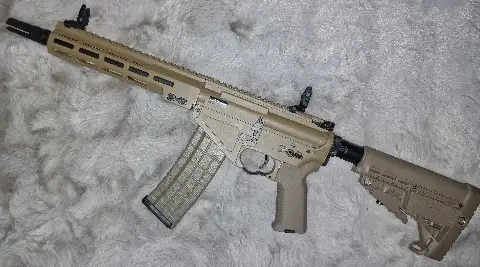 Cyma Platinum AR-47 QBS AEG (Tan) - Neuf