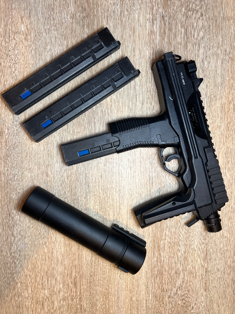 MP9 KWA + Silencieux + x3 Chargeurs