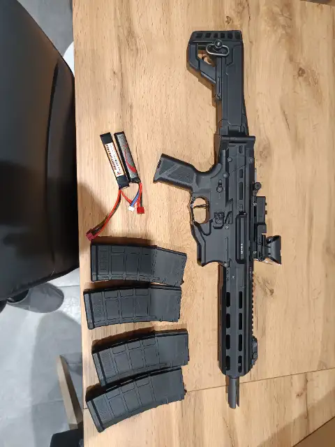 Mcp556 g&g fiabilisé + 4 mags/batterie/viseur