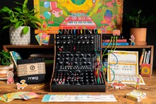 Recherche Mixer Moog Sound Studio - N/C
