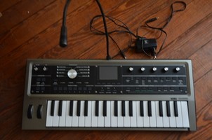 Synthé microkorg 2 - 400 €