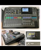 Behringer X32 Console de mixage numérique de 40 entrées et 25 bus avec 32 préamplis - 980 €