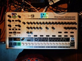 vends Behringer rd9 - 210 €