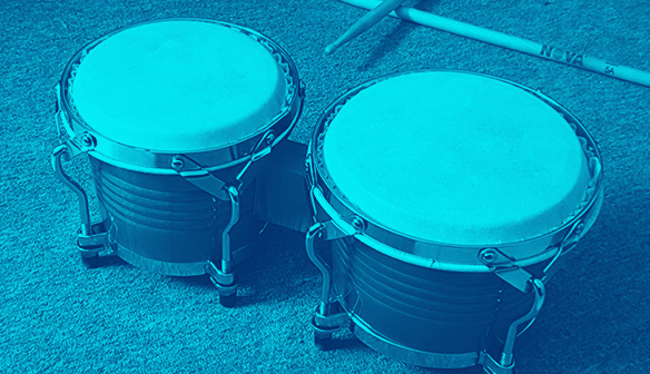Batteur / Percussionniste expérimenté propose collaborations musicales (studio &
