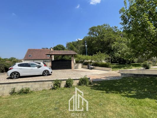 MAISON SUR SOUS SOL TOTAL AVEC TERRAIN DE 1836M2 SITUE A ALLONNE