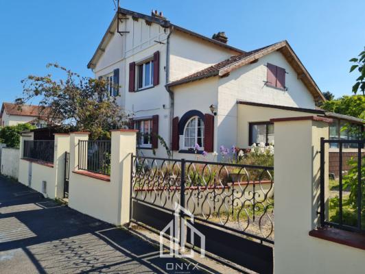 MAISON TRES BIEN SITUE A BEAUVAIS