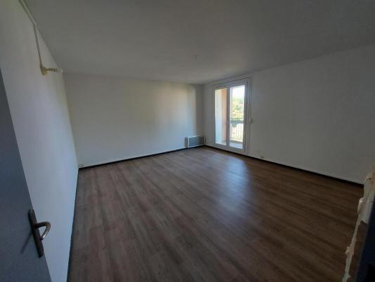 RESIDENCE MONT VENTOUX APPARTEMENT T2