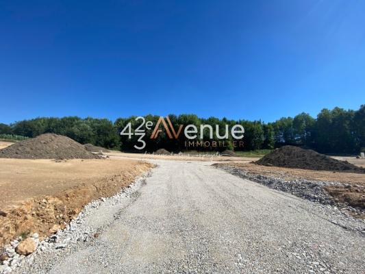 EXCLUSIVITE...SAINTE SIGOLENE, lotissement de 34 lots!