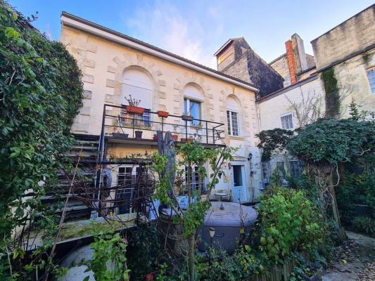 Maison à étage avec 3 chambres et 100m² de terrain sur la