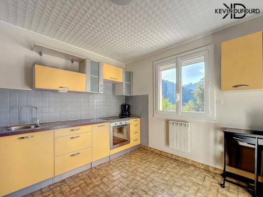 Maison de 90m² sur un terrain de 1000m² à VALS-LES-BAINS