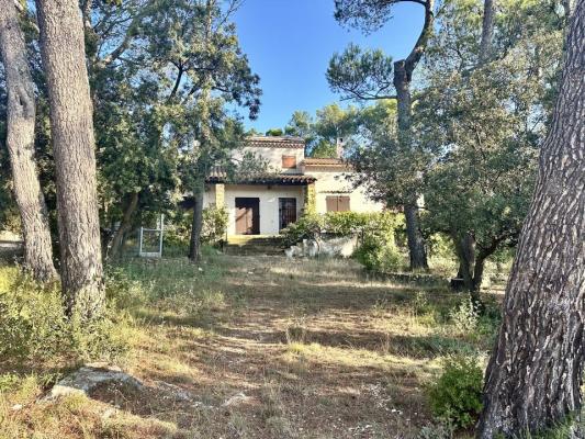 Villeneuves les Avignon, Villa 140m2, terrain de 1800 m2