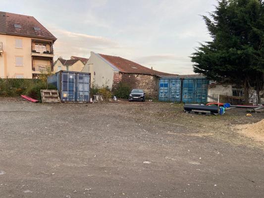 Emplacement extérieur à louer