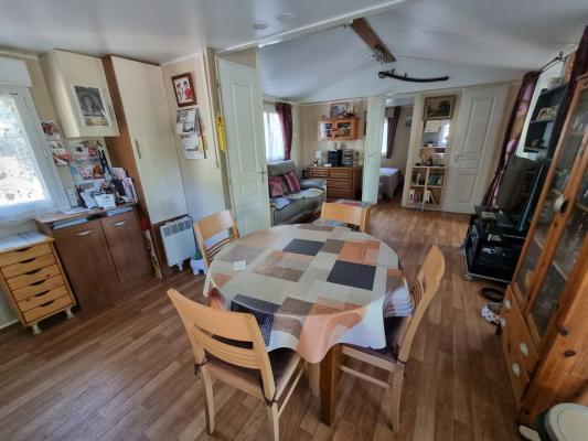 Mobil-home et chalet de 42 m² sur terrain de loisir au