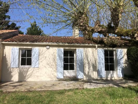 PETITE MAISON DE CAMPAGNE ET SON JARDIN