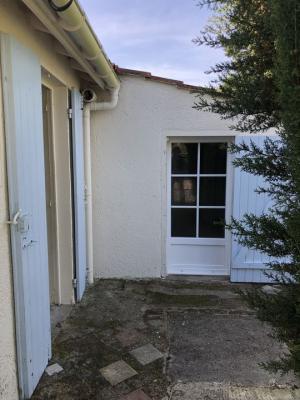 PETITE MAISON DE CAMPAGNE ET SON JARDIN