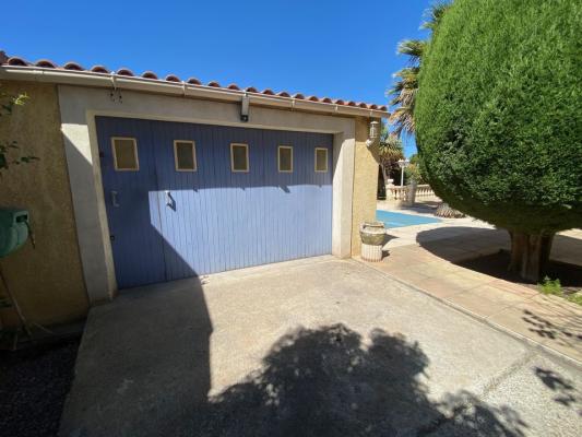 Istres : Maison plain-pied de type 4 avec garage et piscine sur