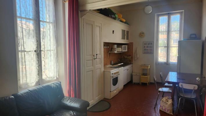 APPARTEMENT TYPE 3 de 45m² centre port-vieux