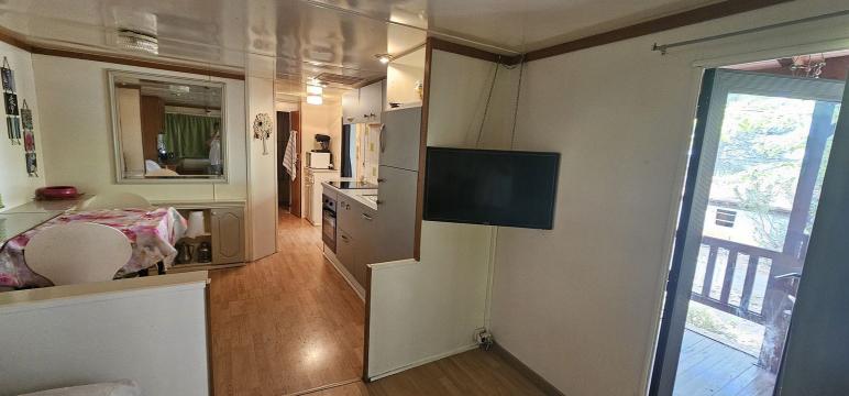 Mobil-home- chalet sur terrain de loisir au Castellet